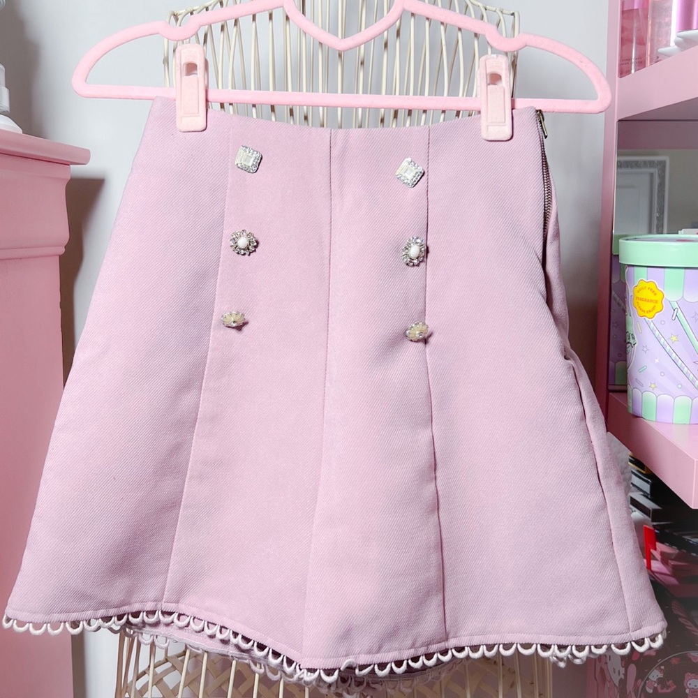 Sold💗Swankiss jewel shorts